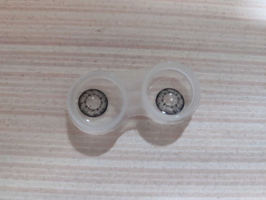 Цветные кукольные линзы серые