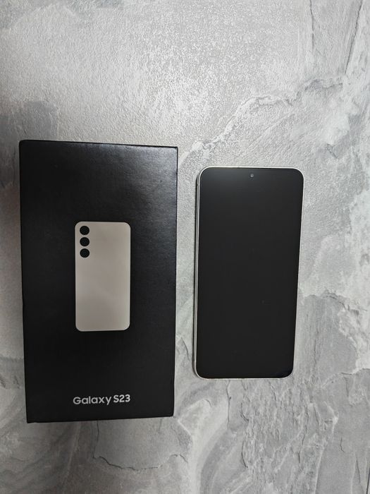 Vând Samsung S23 256 GB nefunctional