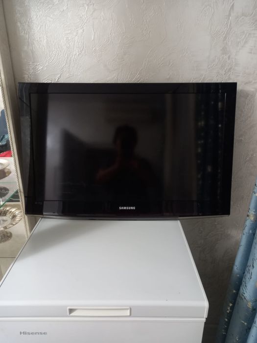 Телевизор samsung