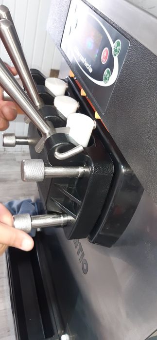 Мороженое аппарат