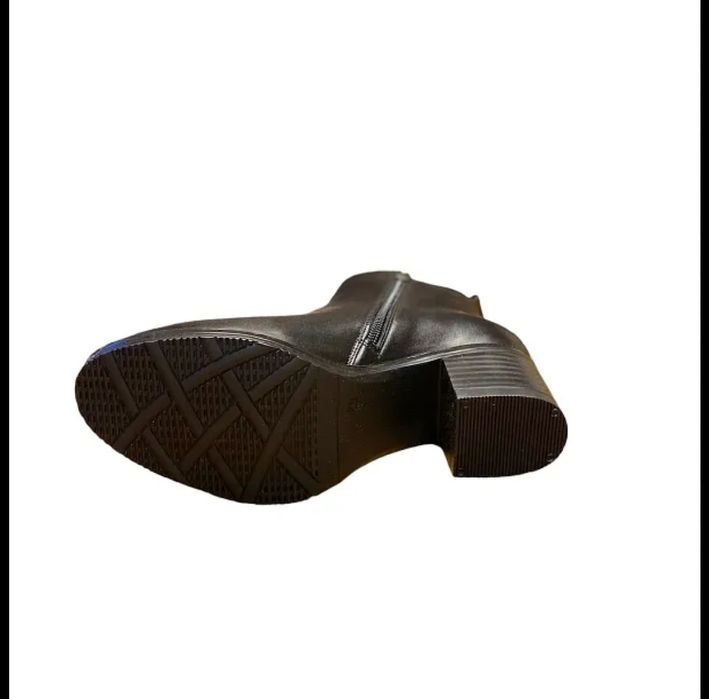 Кожаные сапожки Venus