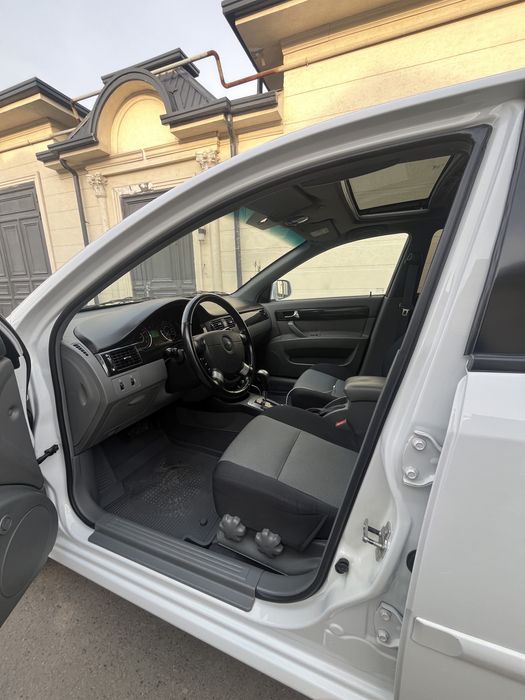 Жентра 2020-йил автомат каробка сотилади.