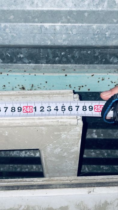 Продам две пластиковые двери