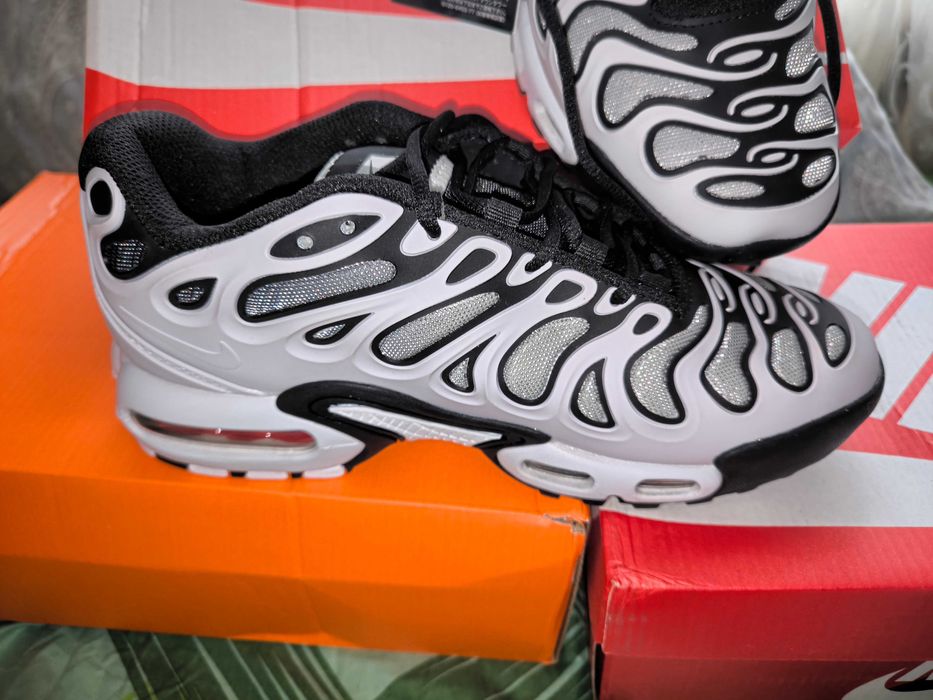 Кроссовки Nike Air Max Plus Drift F