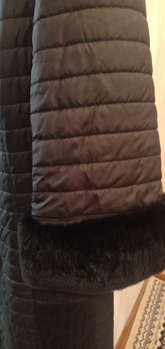 Продам пальто 50-52 р