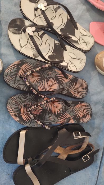 sandale, papuci, măs.38 / 25 lei/ toți