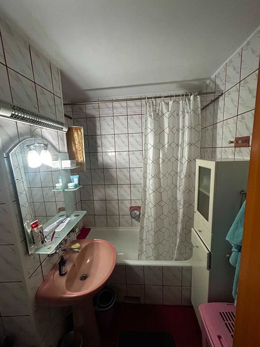 Persoana fizica, ofer spre inchiriere apartament 2 camere, Manastur central.