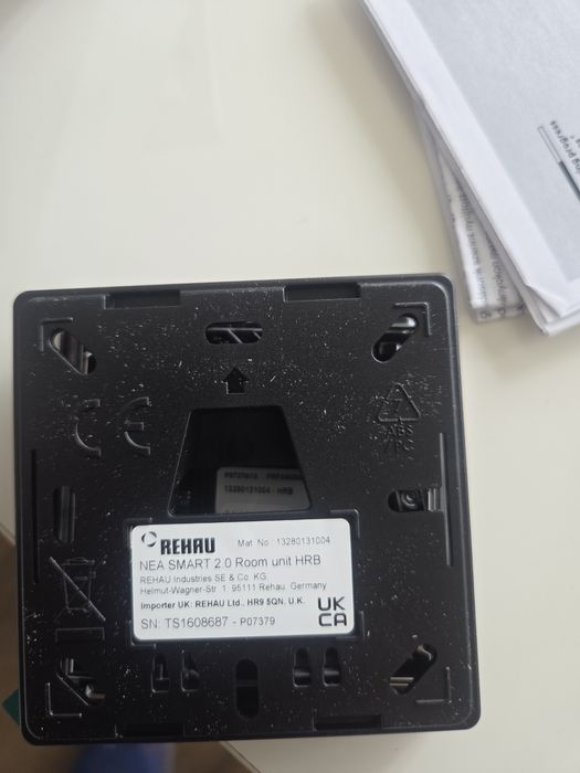 Стаен термостат Rehau NEA SMART 2.0, черен