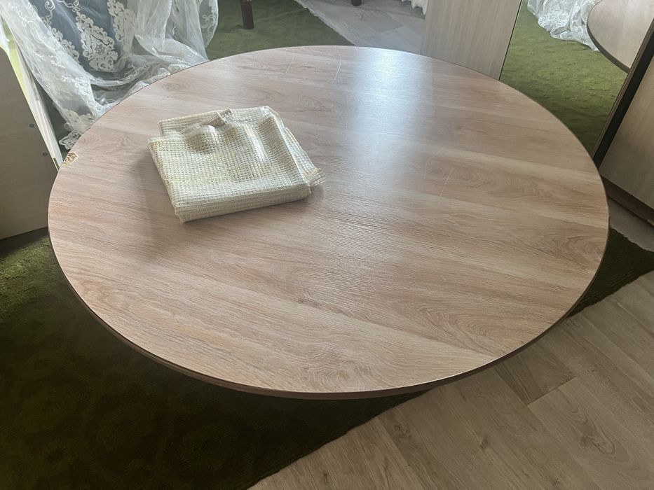Продам стол казахский