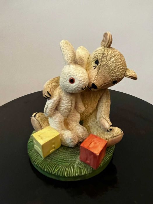 Statueta bibelou Anglia ROYAL DOULTON  alabastru bibelouri figurina