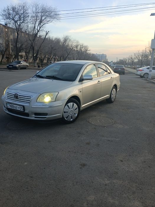 Авенсис продам.в отличном состоянии