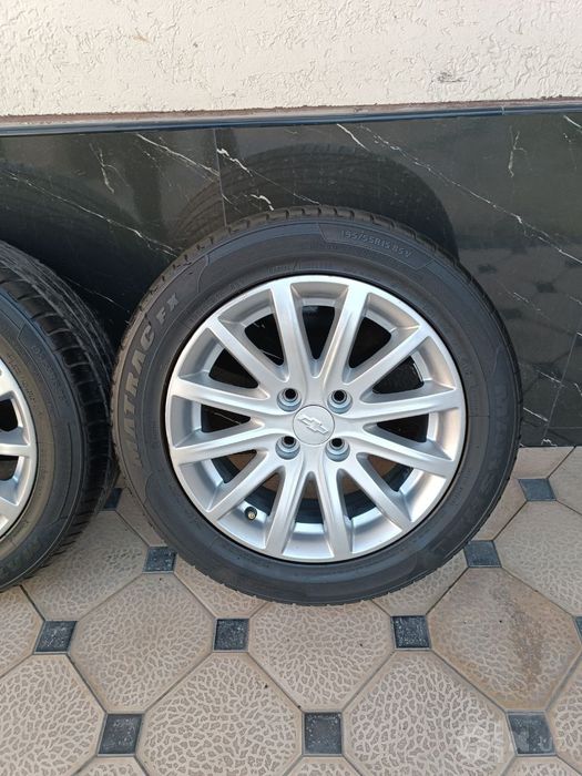 Spark Diska Balon 195 55R15 Holati Yaxshi