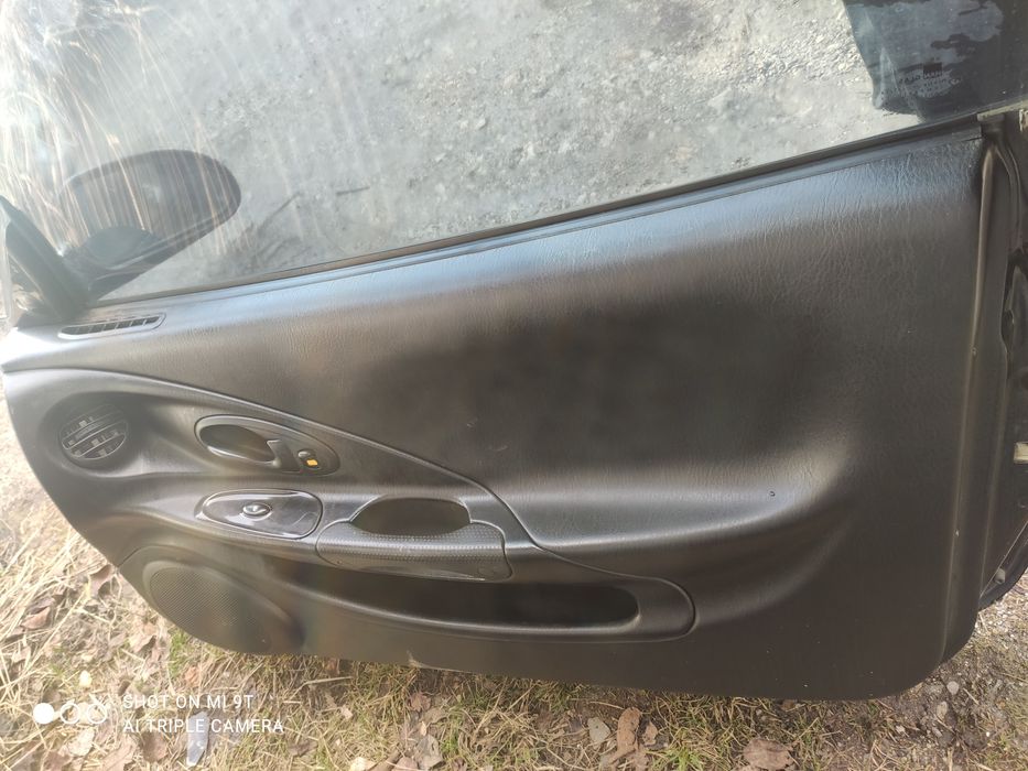 Дясна врата от за Hyundai coupe, Хюндай купе 1999 г.