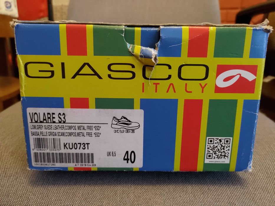 Vând pantofi de protecție premium Giasco Volare S3, mărimea 40 (cod model: KU073T)