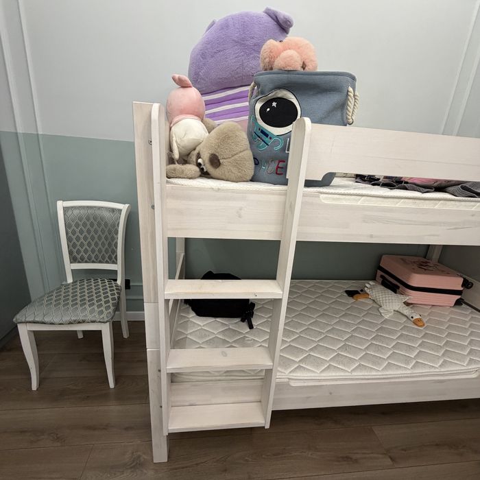 Продам двухярусный кровать