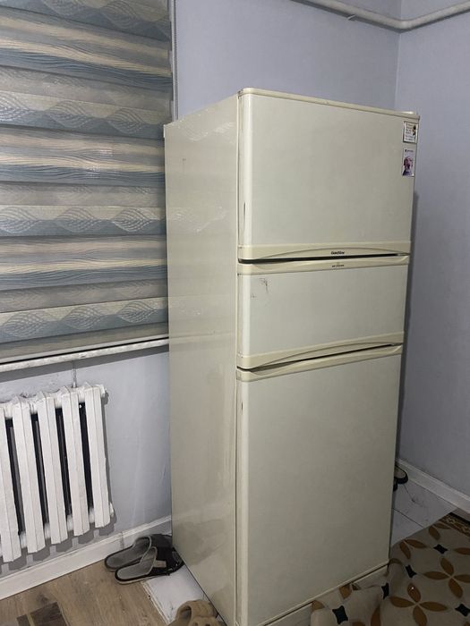 Холодильник всё работает