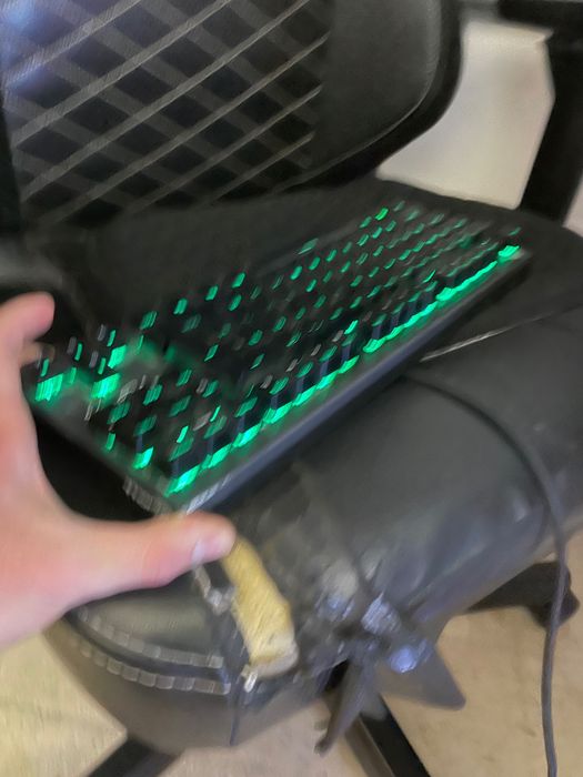 Genesis thor 300 tkl сини суичове