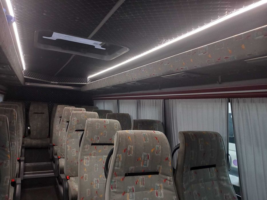 Inchirieri microbuze