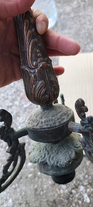 Старинен полилей