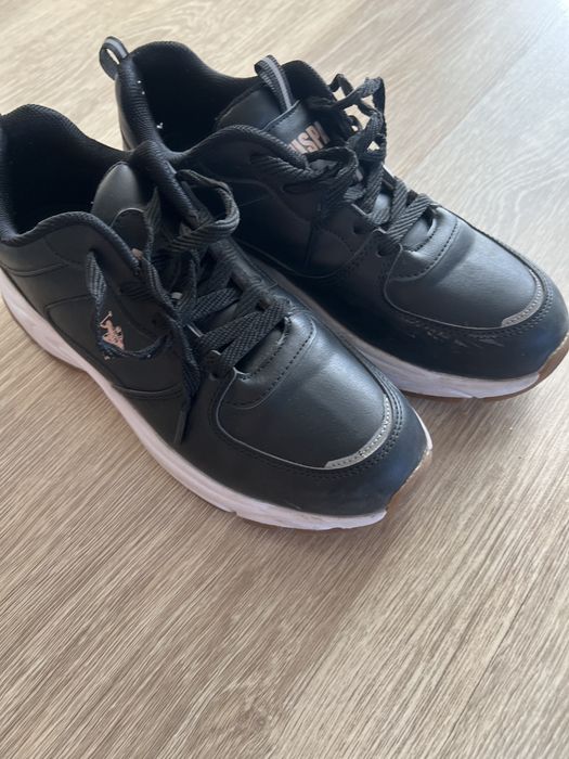 Кроссовки 40 размер U.S Polo ASSN