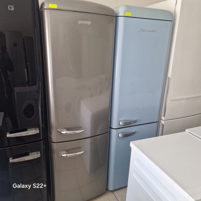 Хладилник SMEG черен