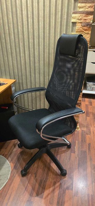 Продаются стулья компьютерные в хорошем состоянии