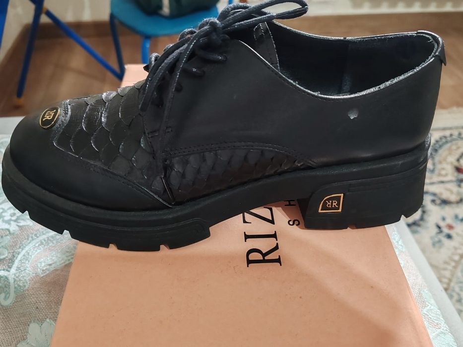 Продам обувь RIZZANO демисезонные