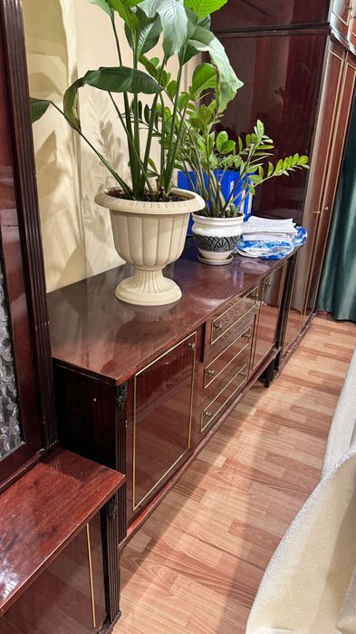 Стенка румынская деревянная