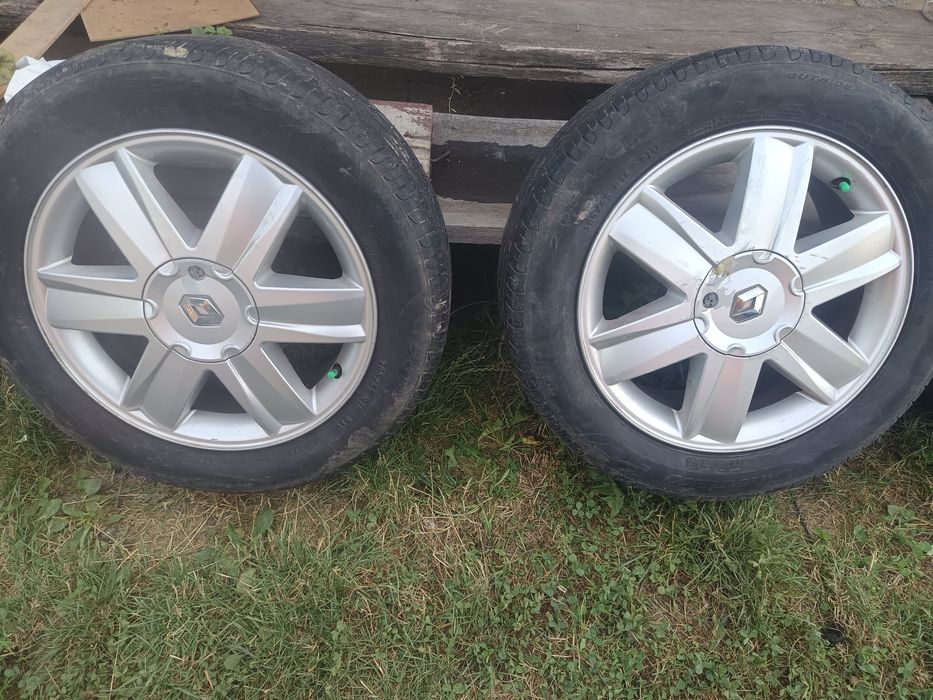 Jante aliaj 205/55 R16 cu anvelope Pirelli Cinturato