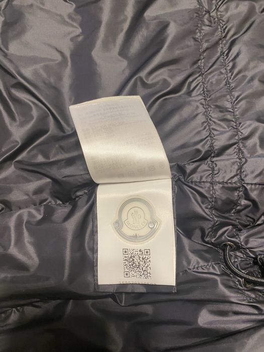 Geaca Moncler originala