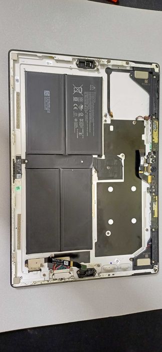 Set Tablete Surface Pro (ptr. piese/reparație)