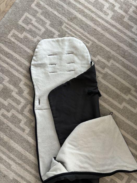 Mutsy nexo лятна количка