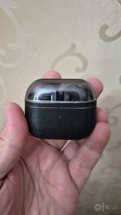 Продаю наушники Samsung Galaxy Buds 3 состояние идеальное