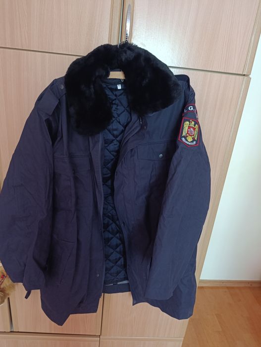 Costumație serviciu