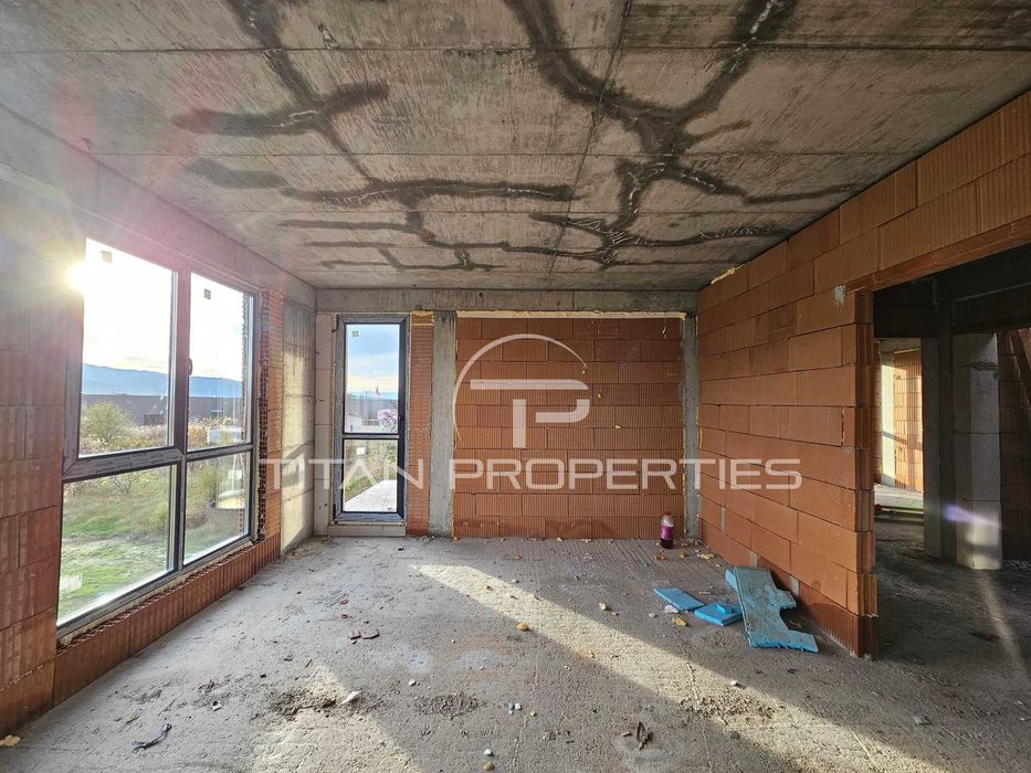 Продава се Тристаен апартамент в Пловдив, Беломорски - 87 кв.м за 1265 €/кв.м - Снимка #2