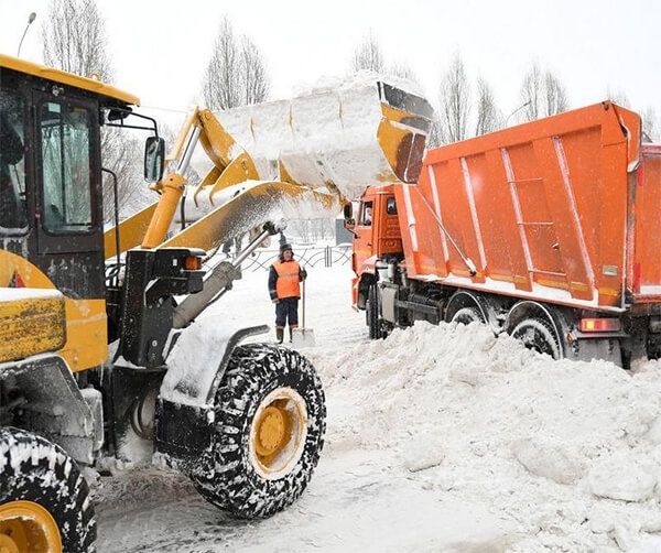 Вывоз снега мусора погрузчик камаз
