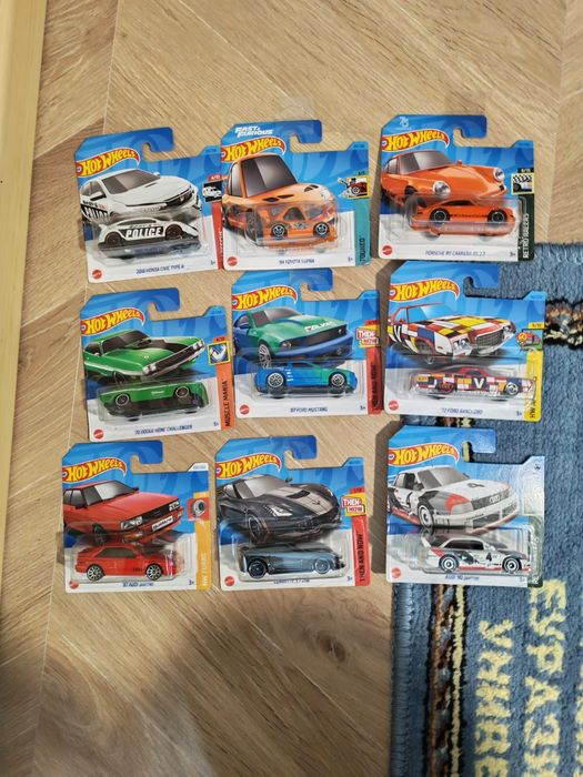 Hotwheels машинки разные
