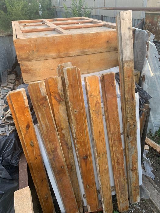 Продам б/у окна двойные 131*161