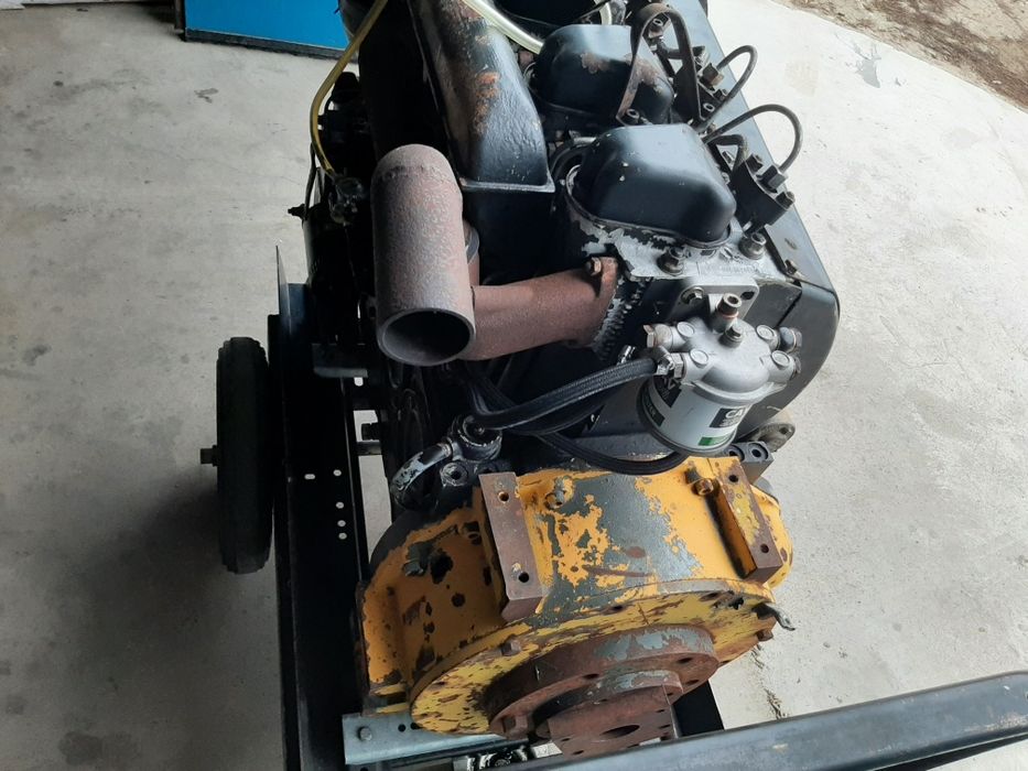 Motor deutz hatz 4 cilindri V108NH