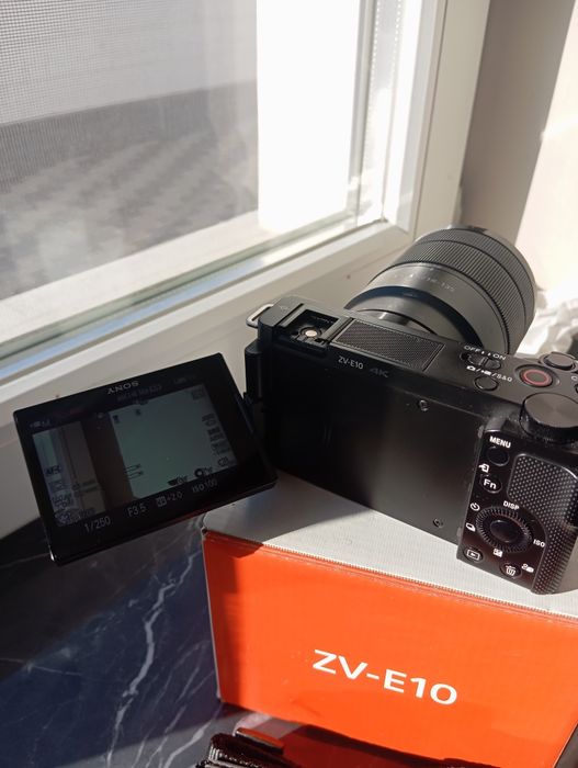 ZV-E10 SONY. 18.135