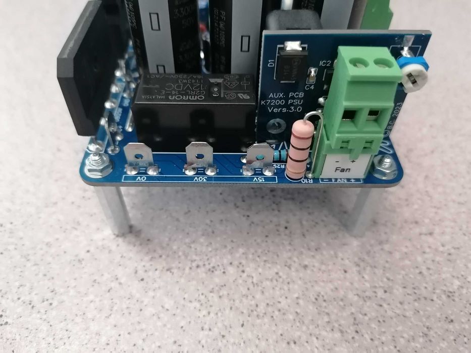 Kit sursa reglabila K7200 0-30V, 0-10A