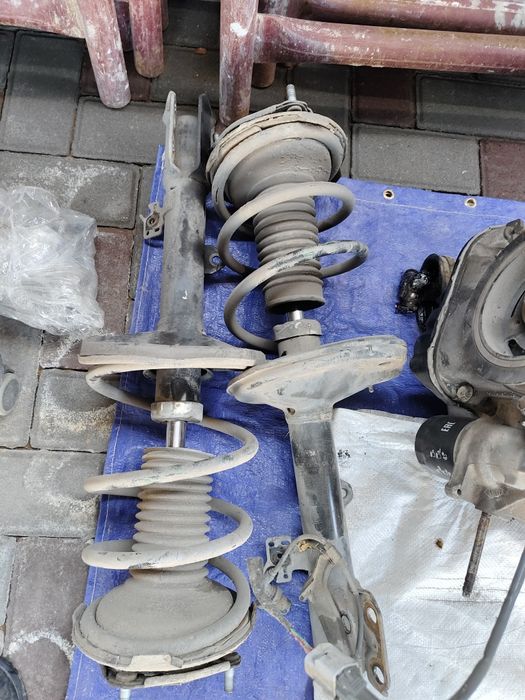 Продам двигатель Рав4.