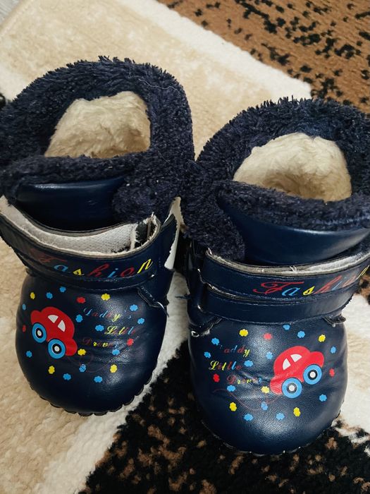 Продам обувь на годик