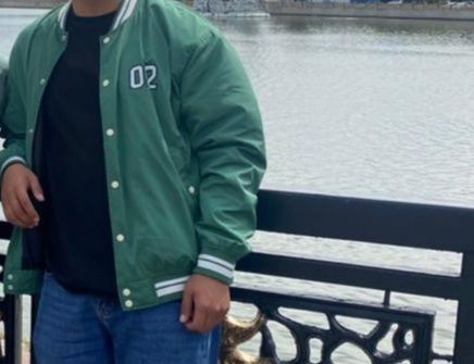 Продам     бомбер