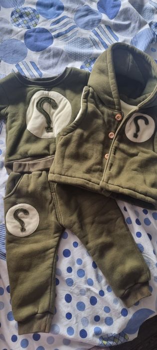 Продам тройку  от 6 мес.