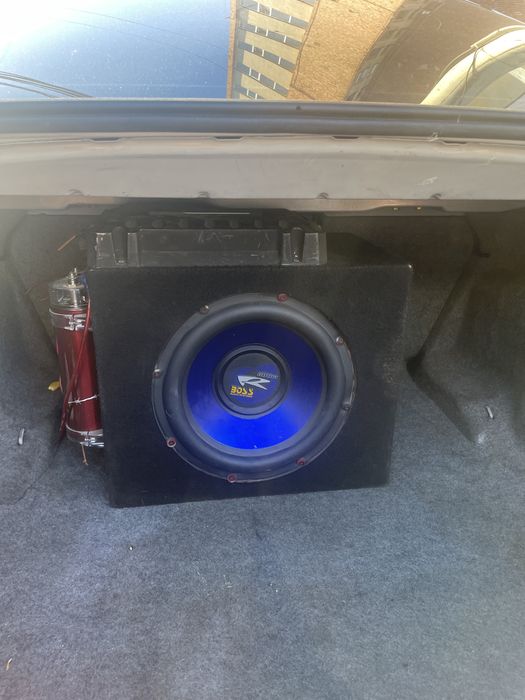 sowboofer 600w +statie