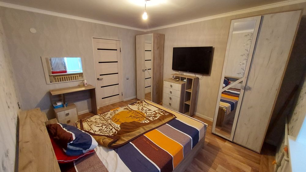 Спальный гарнитур