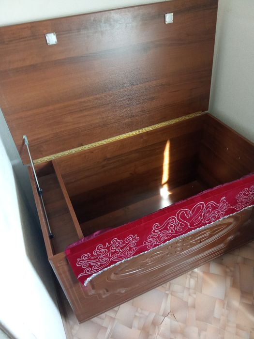 Продам сундук для дома