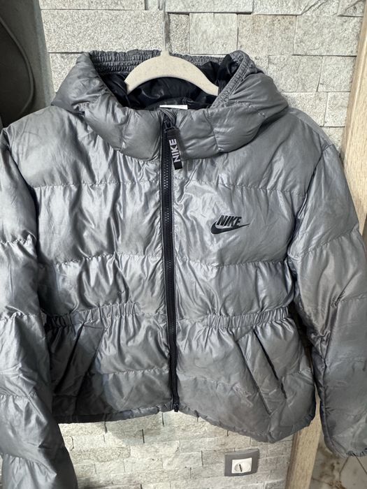 Яке Nike размер 146
