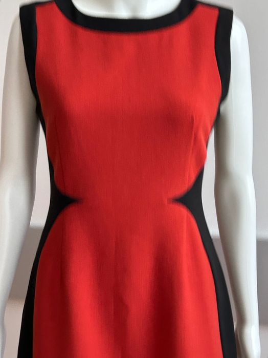 страхотна рокля с елегантна визия Prada